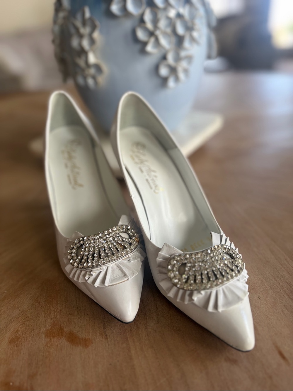 Vintage Lady Antoneli White Pointed-Toe Heels with Crystal Brooch Detail